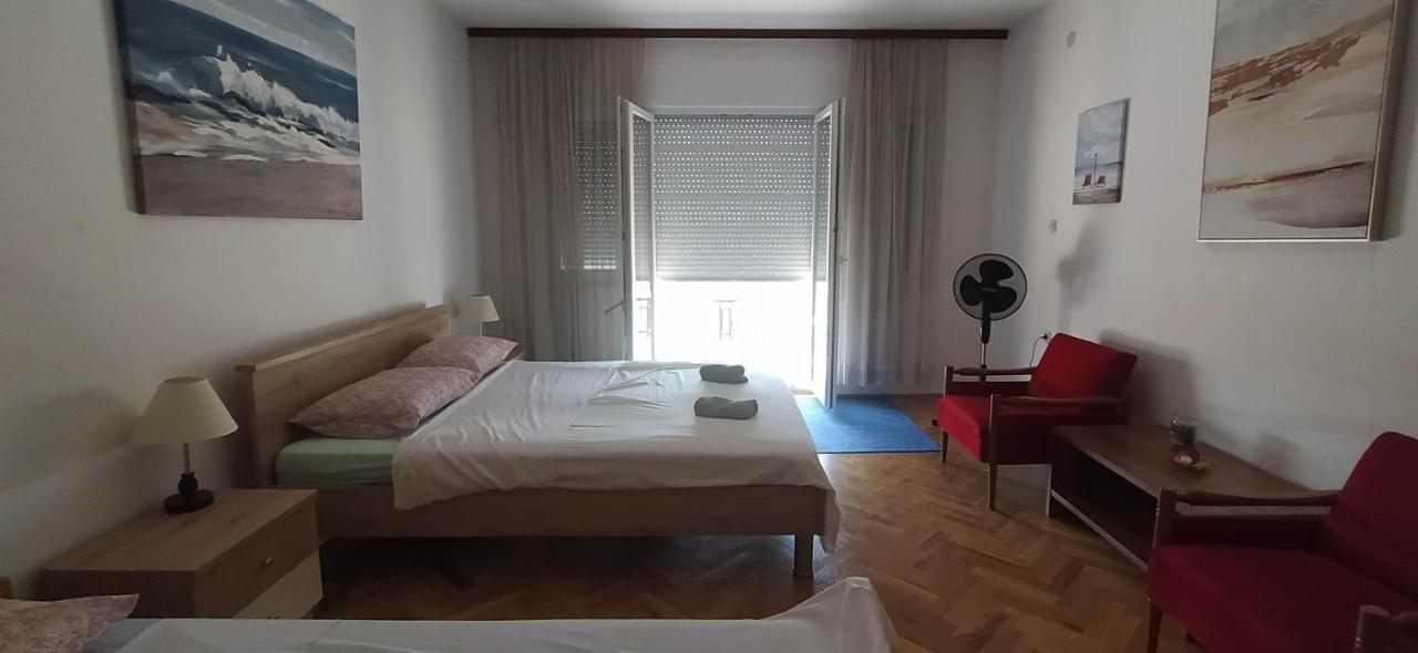 Kamen Hostal Split Exterior foto